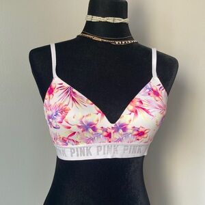 ♻️Victoria's Secret Pink Floral Bra with V-Neckline